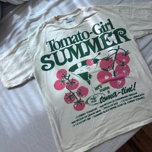 Tomato Girl Summer Tee - Picture 2 of 4